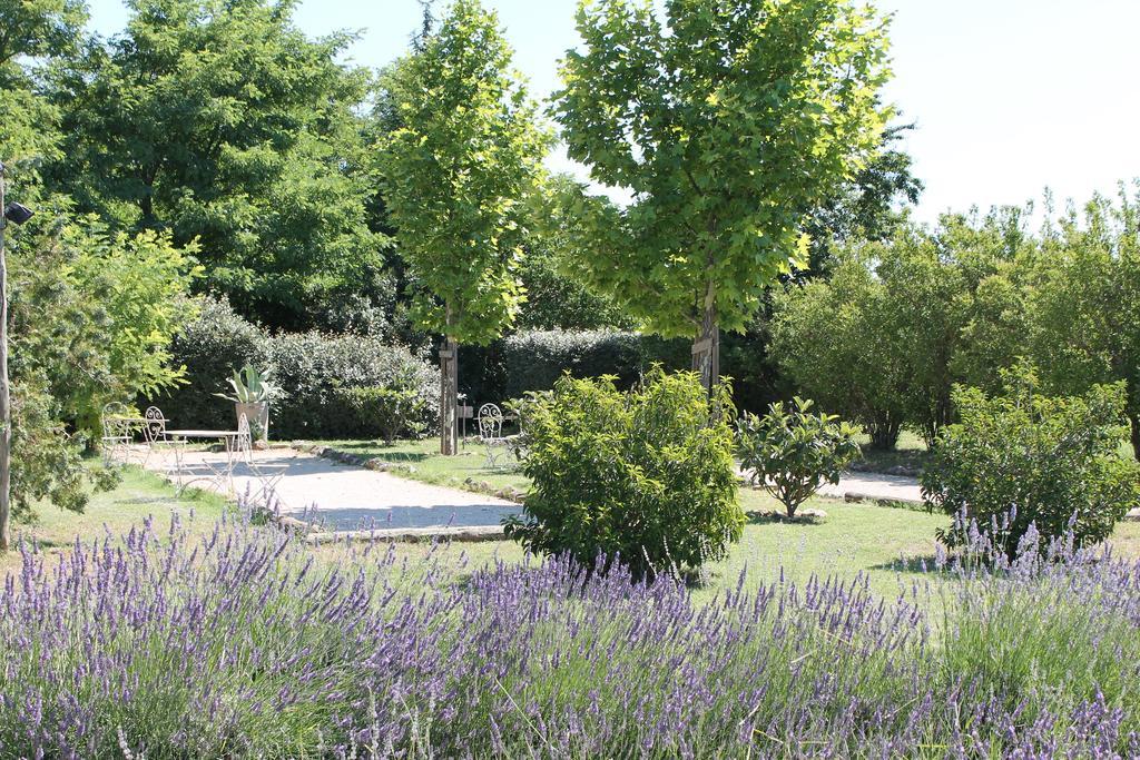 Le Clos Les Eydins Bonnieux Exterior foto
