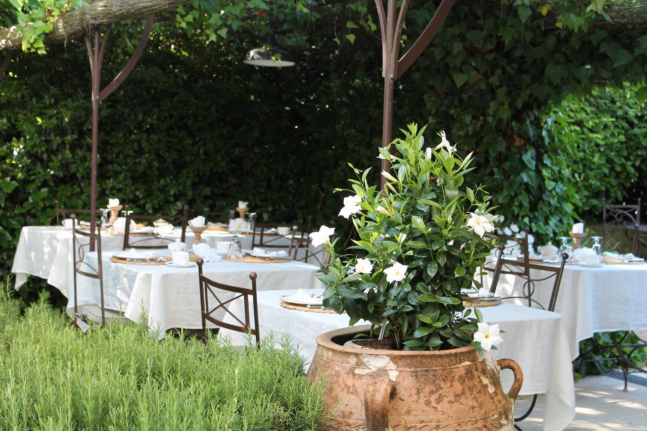Le Clos Les Eydins Bonnieux Exterior foto
